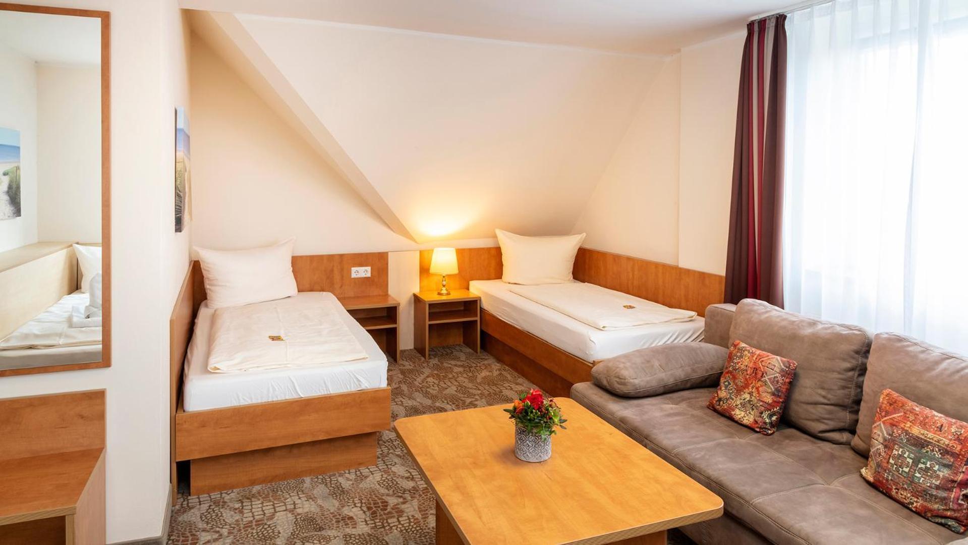 Maximilian Hotel & Apartments Weil Am Rhein / Basel Room photo